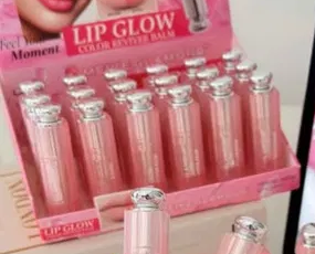Display de lip glow balms